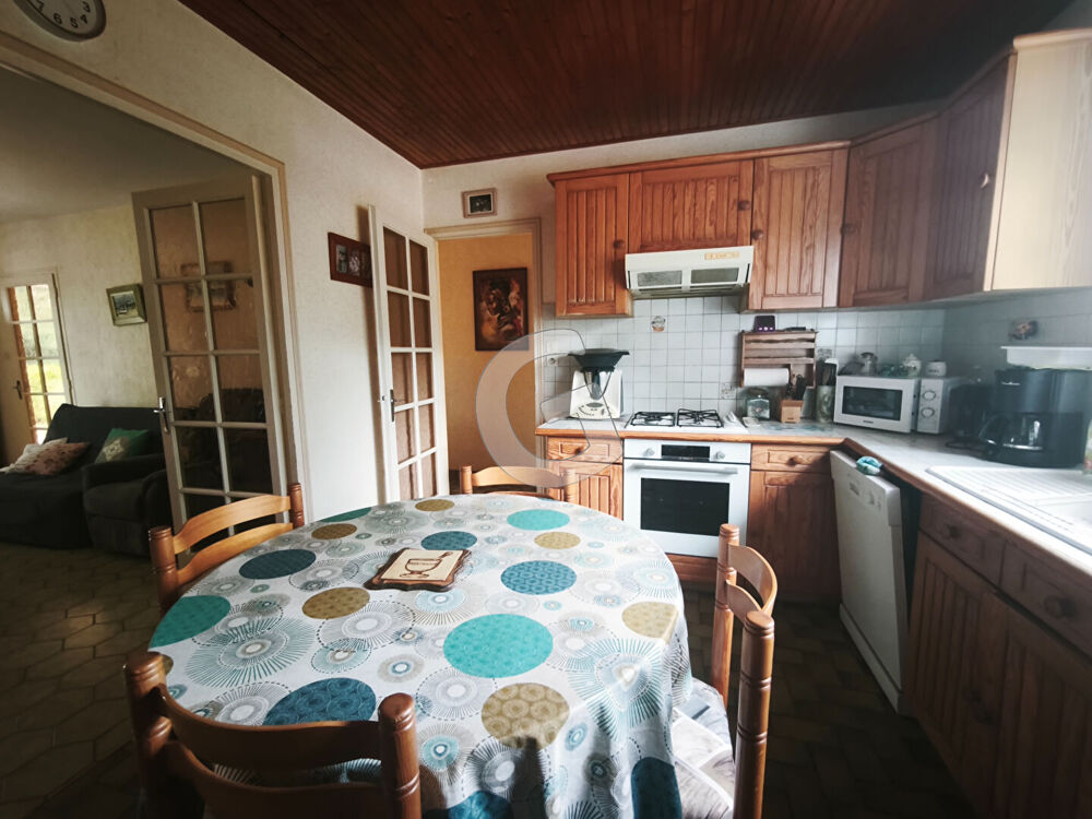 Vente Maison MAISON - 5 PIECES - 95 M² - A VENDRE - LE CHAMP SAINT PERE Le champ saint pere