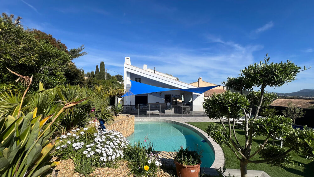 Maison Six Fours Les Plages 5 pièce(s) 160 m2