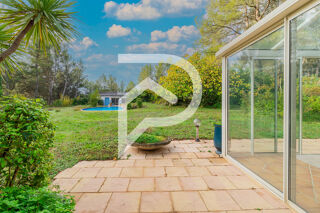  Maison  vendre 6 pices 363 m