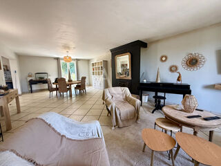  Maison à vendre 9 pièces 245 m²
