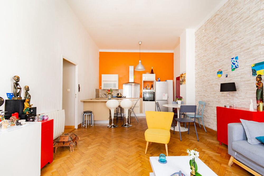Vente Appartement Joli T3 dans un bel immeuble ancien avec ascenseur Marseille 2