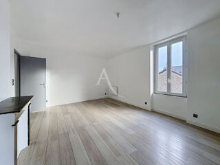  Appartement à louer 2 pièces 46 m²