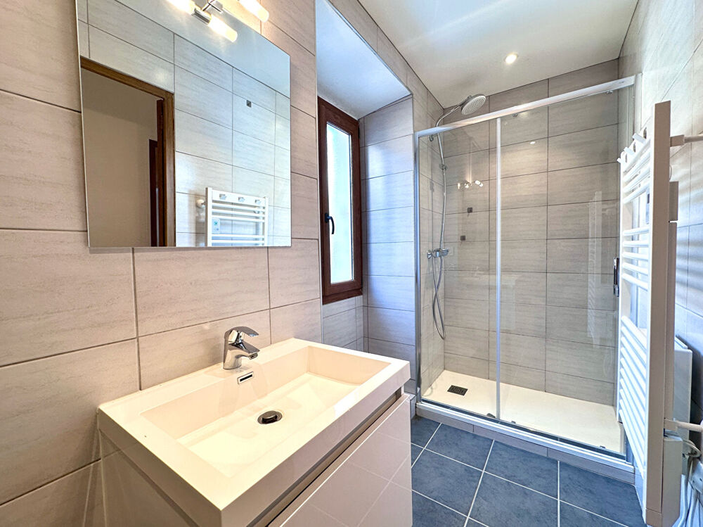 Vente Appartement Appartement 2 pièce(s) - Idéalement placé -  45m2 - Valloire Valloire