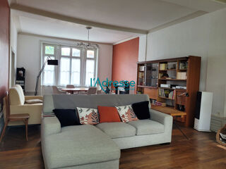  Maison � vendre 10 pi�ces 300 m�