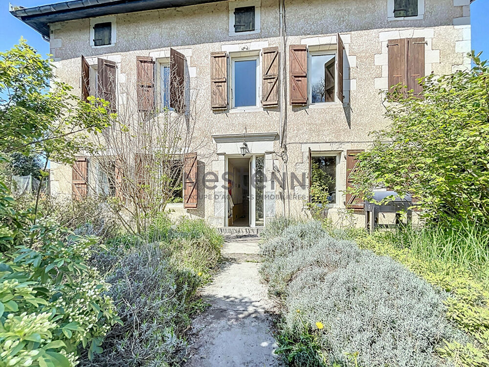 Maison 5 pièces 274 m² · à Martres Tolosane · 274 m² · 227 704 €
