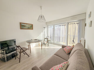  Appartement  vendre 2 pices 1 m