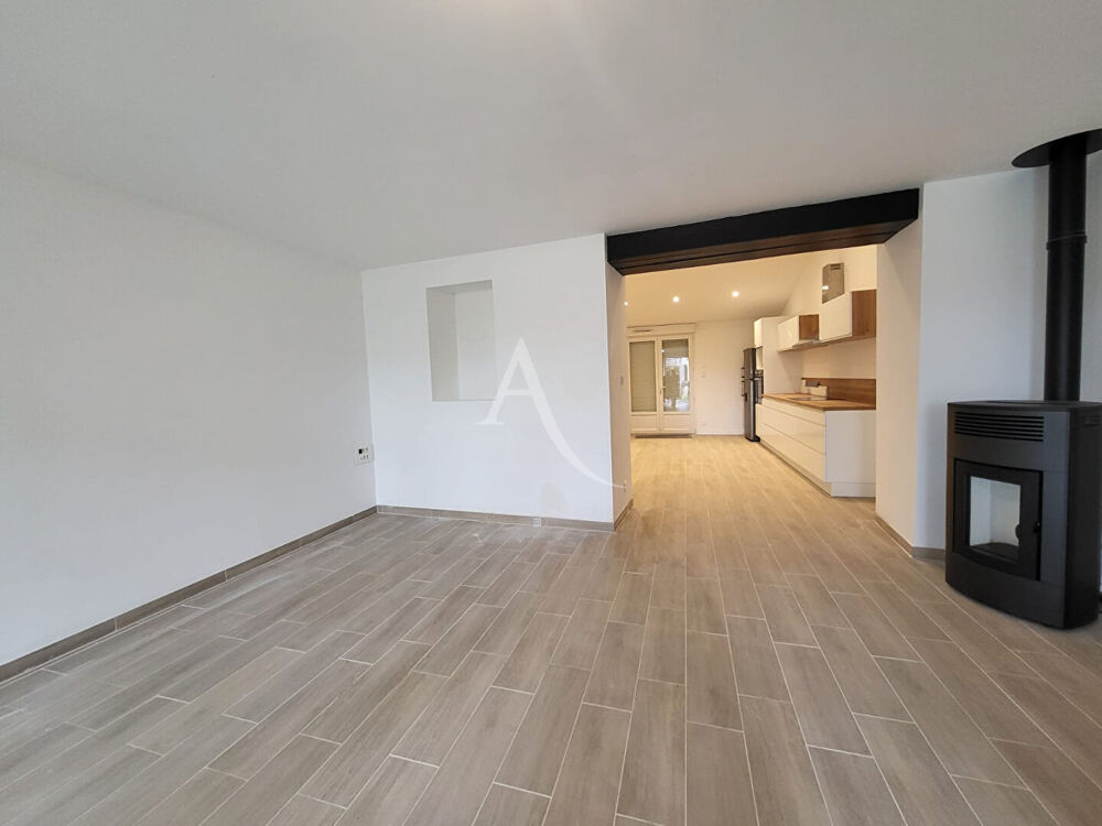 SAINT JULIEN DE CONCELLES Maison rénovée 5 pièce(s) 120m²