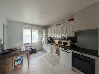  Maison à louer 6 pièces 138 m²
