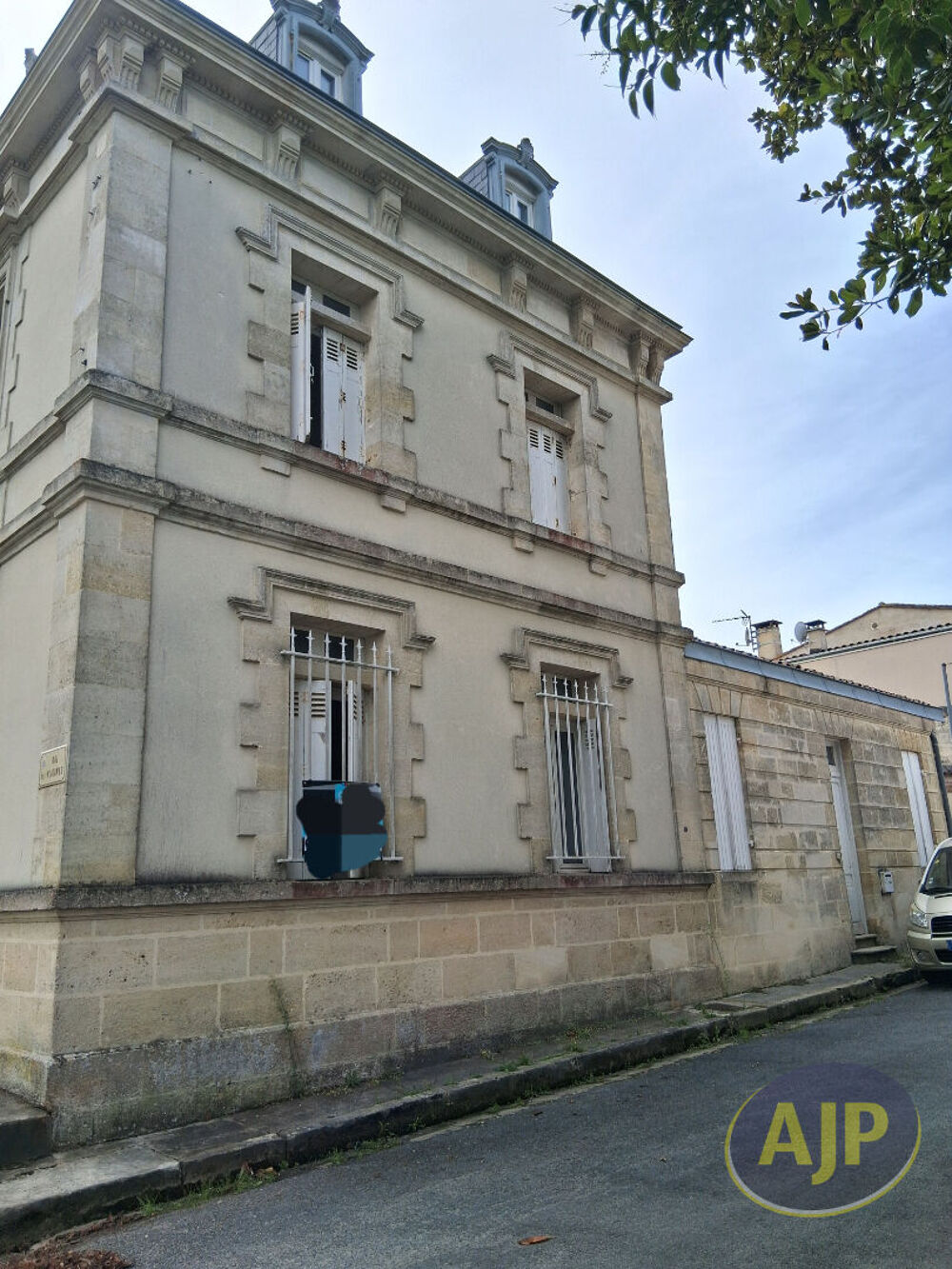 Maison 6 pièces 125 m² · à Saint Julien Beychevelle · 125 m² · 223 500 €