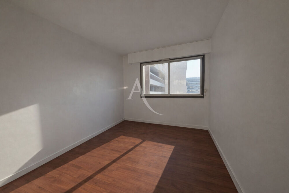 Vente Appartement Viager libre par Homme de 78 ans. Paris 12