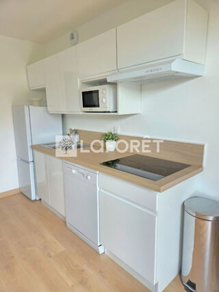  Appartement à louer 2 pièces 31 m²