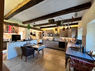  Maison  vendre 4 pices 198 m