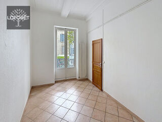  Appartement à louer 4 pièces 84 m²