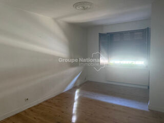  Appartement à louer 2 pièces 51 m²