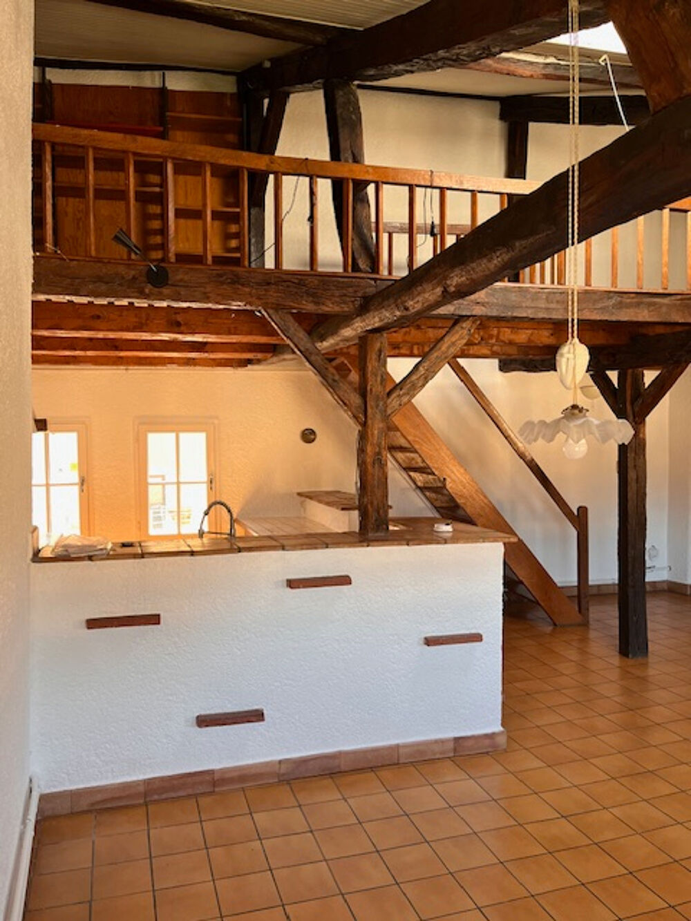 Location Appartement Appartement  3 pièce(s) 77 m2 Cahors