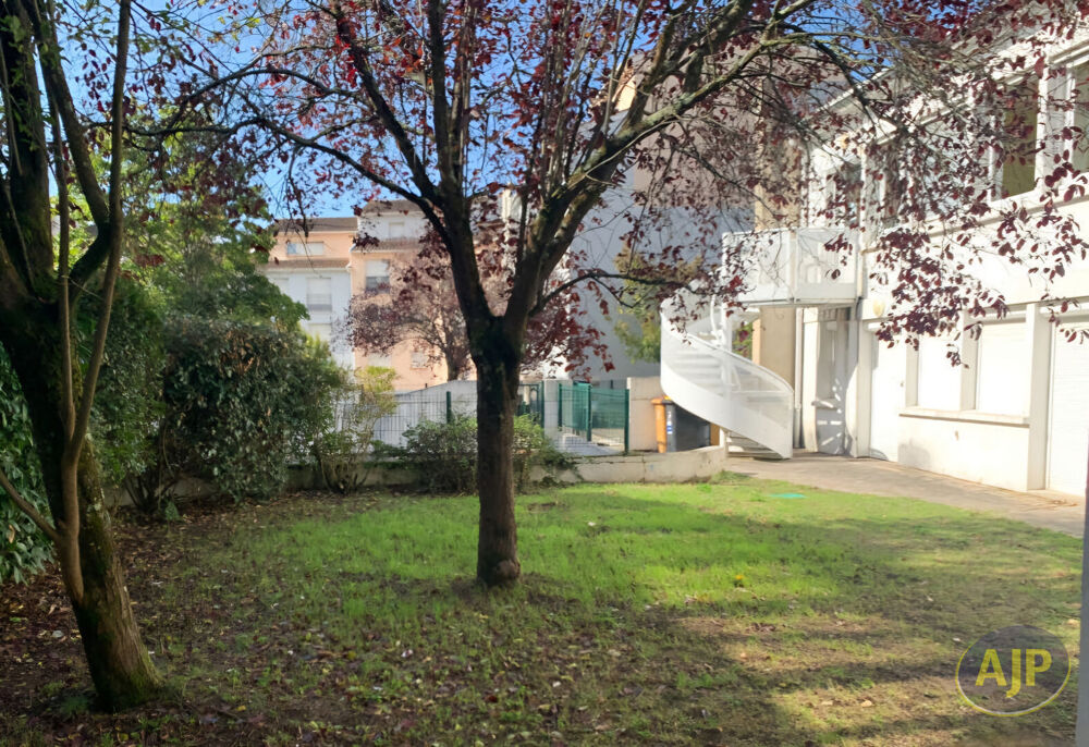   Local d'activité Libourne 25 m² 
