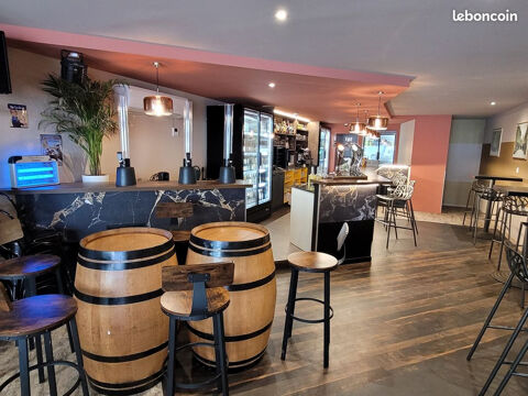   BAR pur  avec LICENCE IV  en parfait état - 