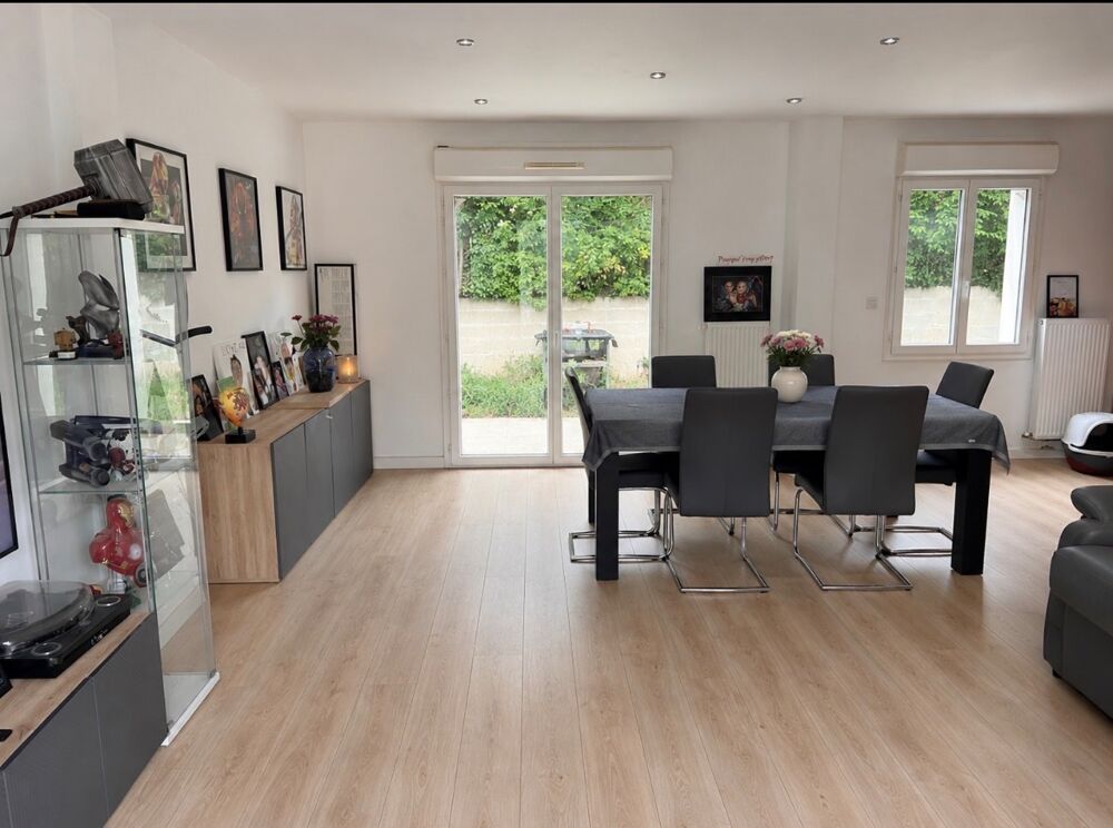 Vente Maison Maison Monthyon 6 pièces 100 m2, 4 chambres jardin. Monthyon