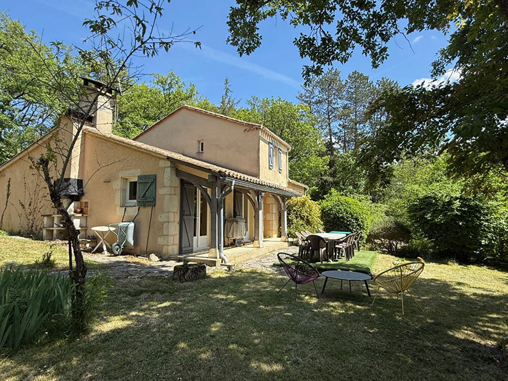 Vente Maison Cahors nord 15mn,  maison  T6 avec dépendance 6 pièce(s) 130 m2 sur 6610m² de terrain. Mechmont
