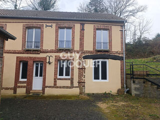  Appartement à louer 4 pièces 74 m²