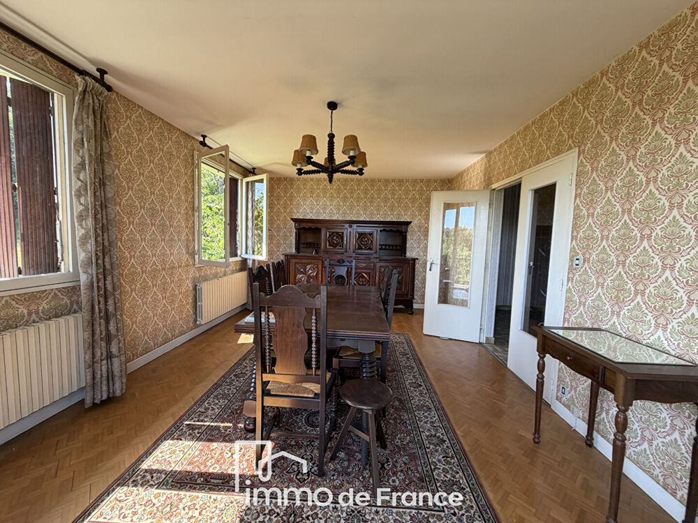 Maison sur hauteur Decazeville -95 m2 habitables- avec grand sous-sol