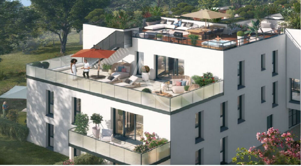 Cadre verdoyant pour ce T4 avec terrasse à 1000m de l'hippodrome du Petit Port
