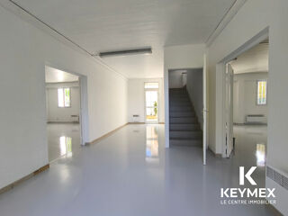  Maison  vendre 10 pices 240 m