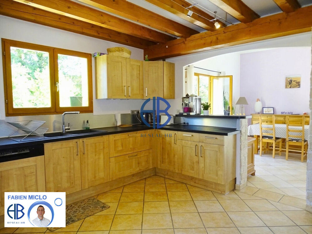 Vente Maison Maison 6 pièce(s) 145 m2 Bizonnes