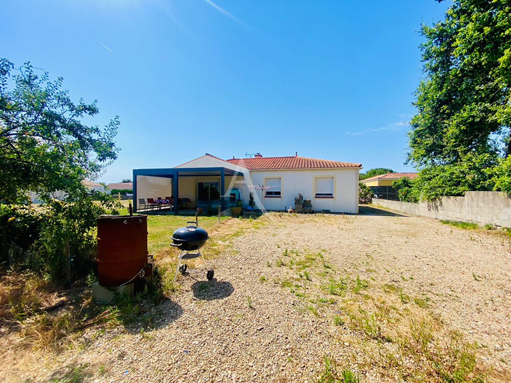 Maison familiale 3 chambres -Saint Philbert De Grand Lieu - Terrain 1616m2