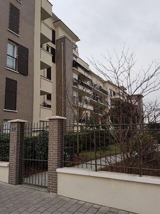  Appartement à louer 1 pièce 32 m²