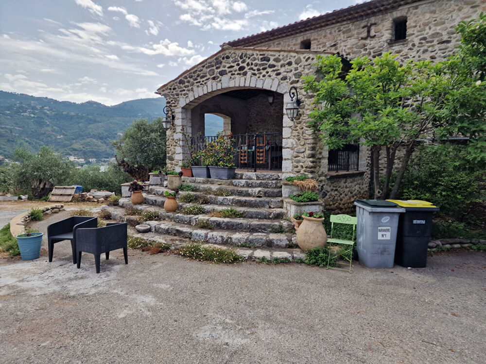 Location Appartement haut de maison - Appartement  4 pièces 80 m2 en duplex dans maison  Carros les plans avec terrasse et parkings Carros