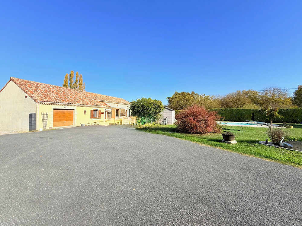 Maison 4 pièces 188 m² · à Montcuq · 188 m² · 295 000 €