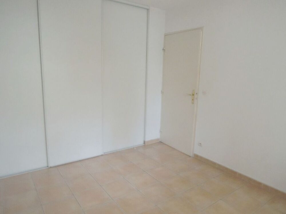 Location Appartement Appartement NIMES 2 pièces Nimes