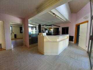  Maison � vendre 15 + pi�ces 221 m�