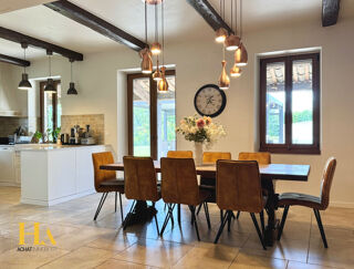  Maison à vendre 10 pièces 372 m²