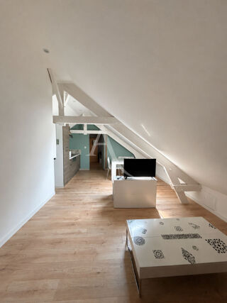  Appartement à louer 3 pièces 38 m²