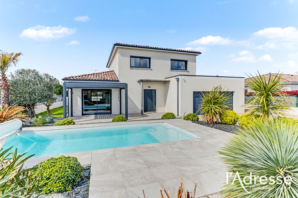 Exclusivité l'Adresse - Plaisance Du Touch - Maison contemporaine T5 de 168m² avec piscine face au Zoo & Golf de Plaisance-du-To