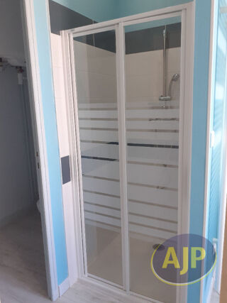  Appartement à louer 2 pièces 43 m²