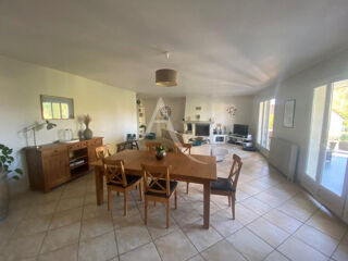  Maison � vendre 8 pi�ces 223 m�