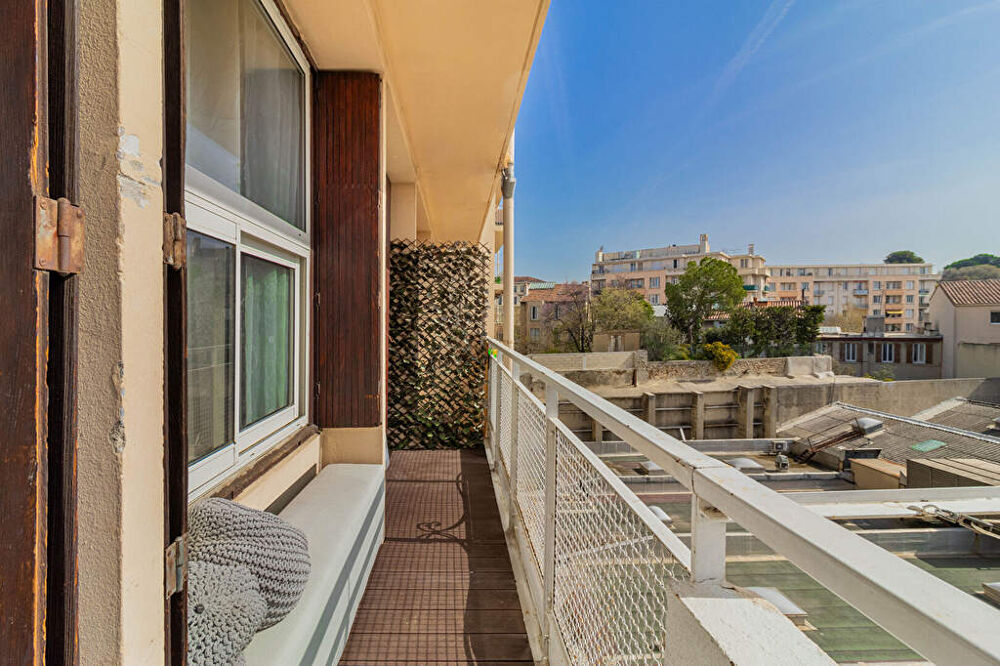 SUBLIME APPARTEMENT T4 MARSEILLE 78 m2 + BALCON + LOGGIA+ CAVE + PARKING (SUS)