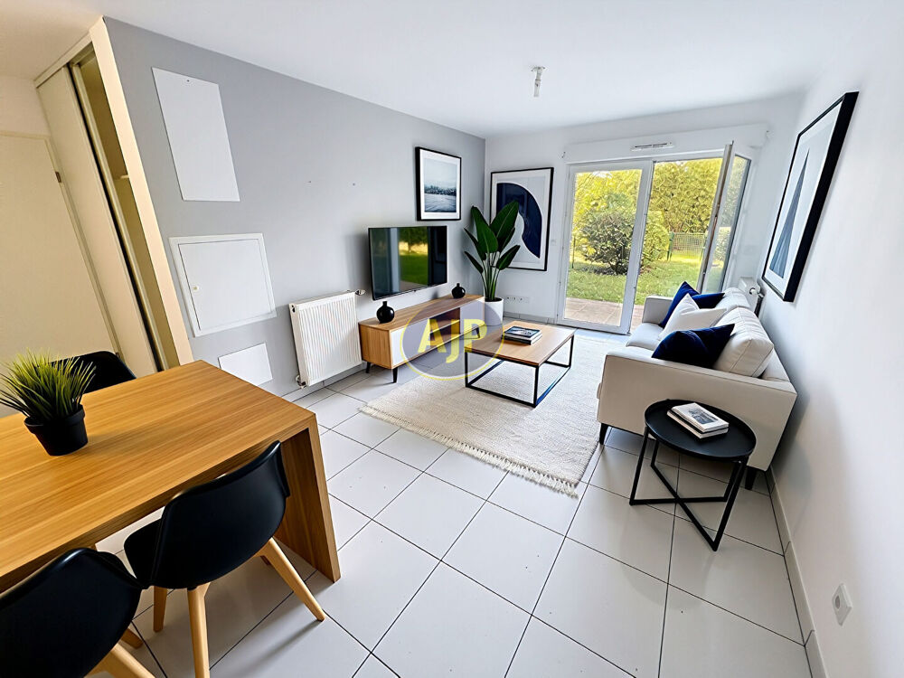 Mérignac Appartement 2 pièce(s) - balcon - tram - place parking sous-sol