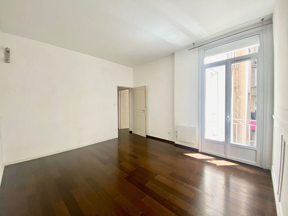 Location Appartement Appartement T3 de 73m2 Marseille 13006 Marseille 6