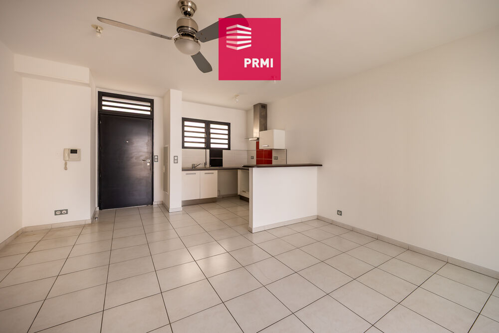 PRMI SAINT PIERRE - BEL APPARTEMENT T2 TRAVERSANT AVEC PARKING