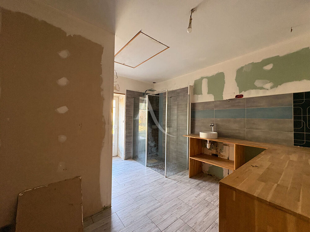 Vente Maison Maison 9 pièces - 3 chambres - NALLIERS Nalliers