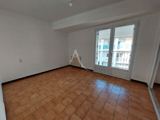  Appartement à louer 3 pièces 64 m²