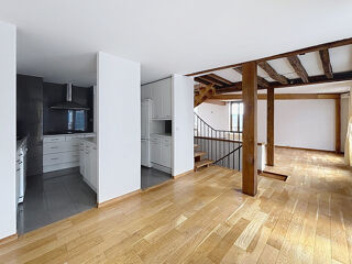  Appartement à louer 5 pièces 120 m²