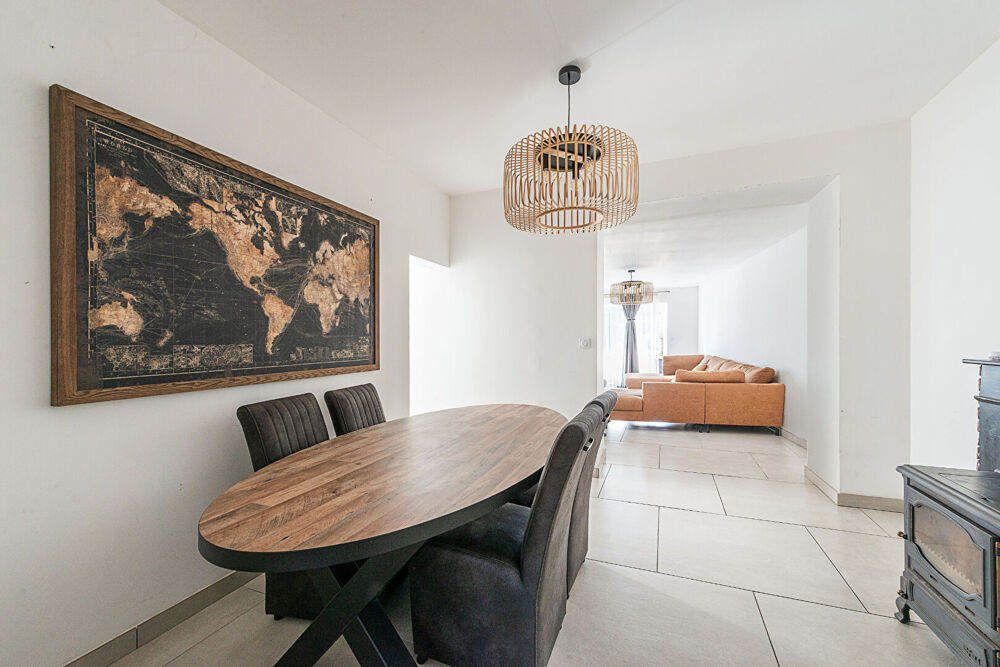 Maison rénovée de 148 m² à Crespin ? Proche de toutes commodités