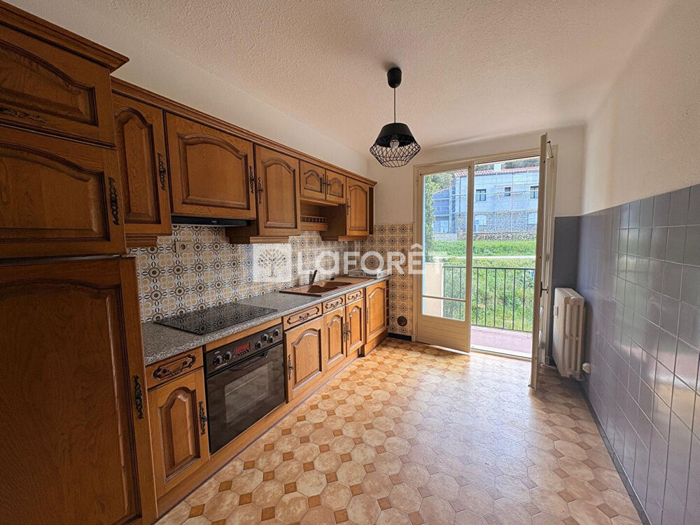 Amélie-les-Bains : Appartement T3 au calme avec garage et cave