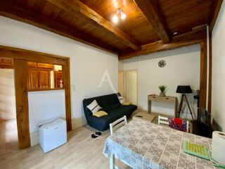  Immeuble à vendre 10 pièces 230 m²
