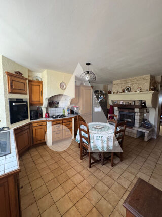  Maison � vendre 7 pi�ces 206 m�